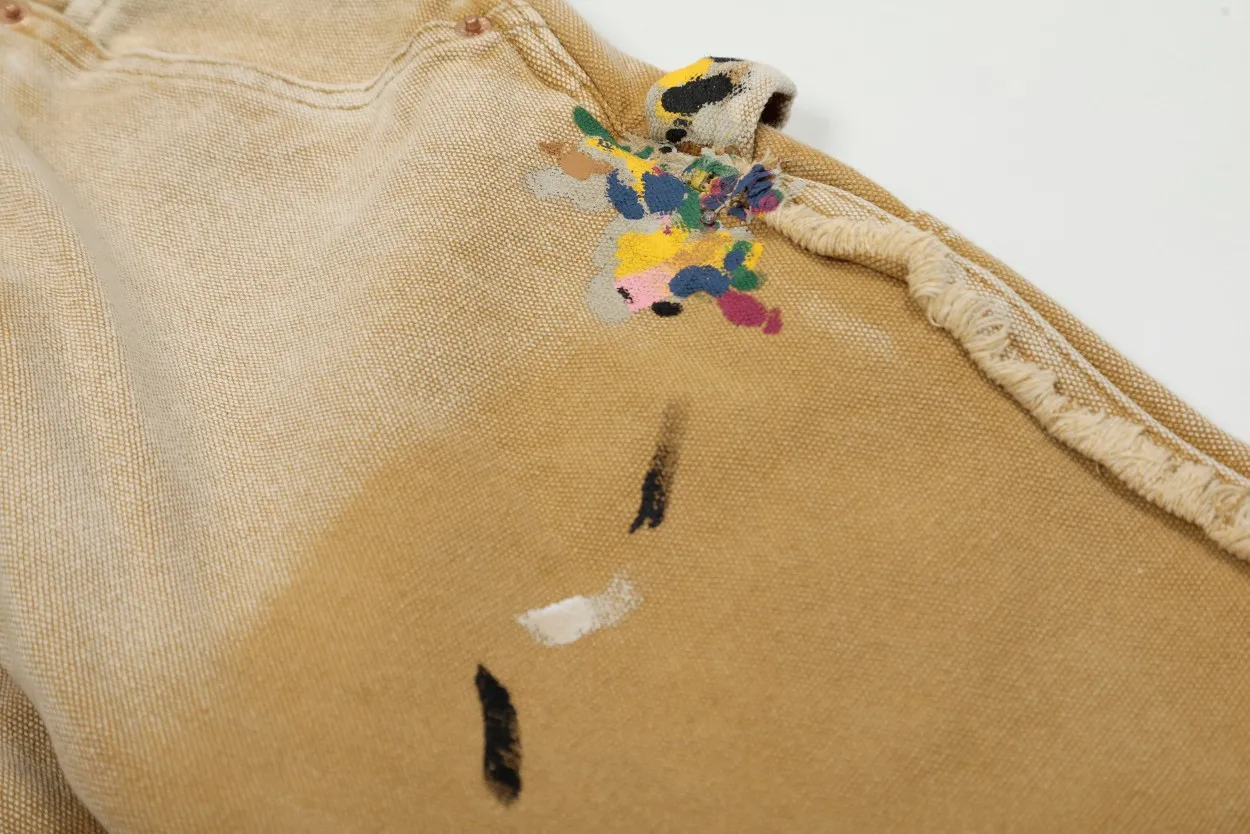 #8129 P250💰 GALLERY DEPT American retro splash-ink splicing micro-horn logging overalls raw edge jeans - Original purchase and pattern making to truly restore the ultimate texture of Vintage - Original hardware accessories, washed and other elevators, QR code analysis are all purchased from the original factory, high degree of restoration, welcome to compare with a certain product~ - Three-dimensional version Loose and comfortable, not picky about the figure, taller and slimmer, factory Seiko, original factory quality control, same style for men and women, can be matched with couples Versatile recommendation: must-have jeans for all seasons Size: S-XXL (28-36)